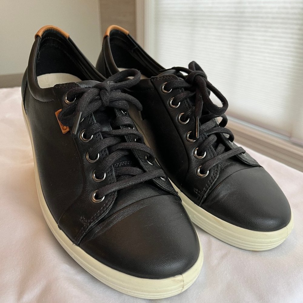 ECCO Soft Casual Sneaker Black Leather Lace Up